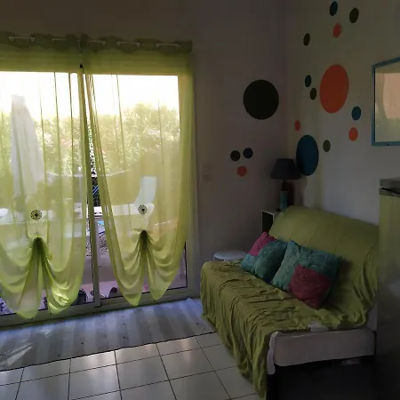 Maisonnette Bord De Mer * ناربون بلاج